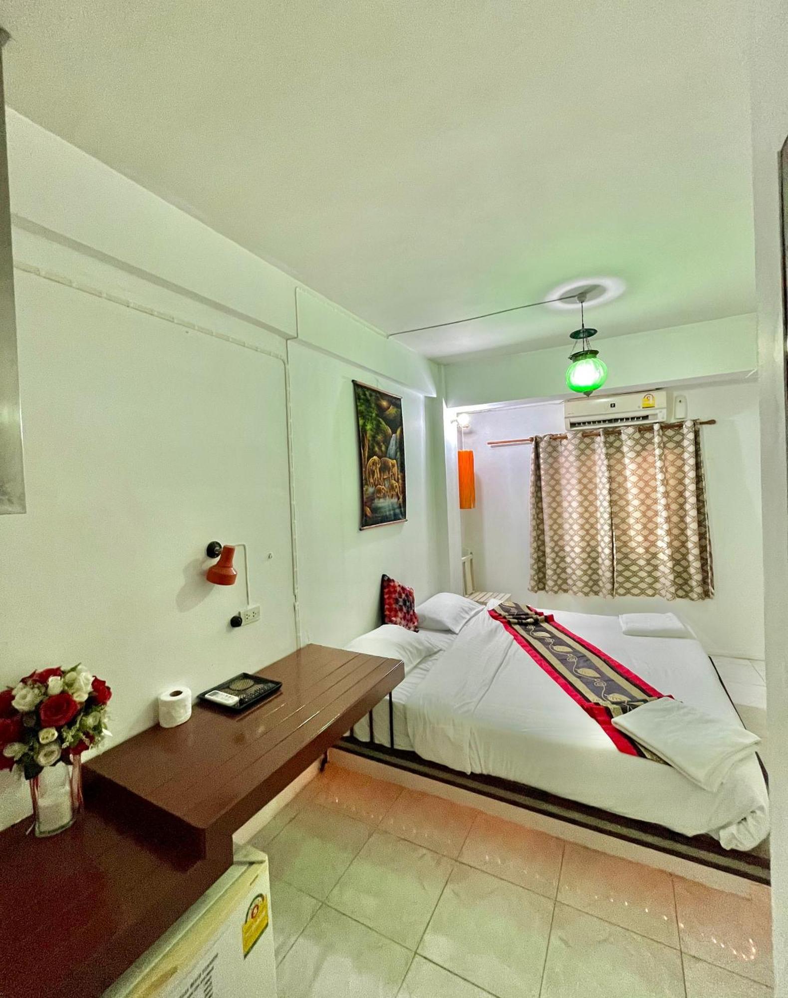 Sea Beach Paradise Patong Экстерьер фото